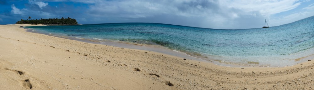A tropical island all to ourselves, Haapa'ai, Tonga